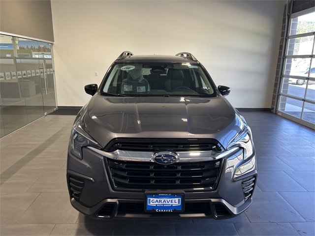 New 2025 Subaru Ascent Limited image 2