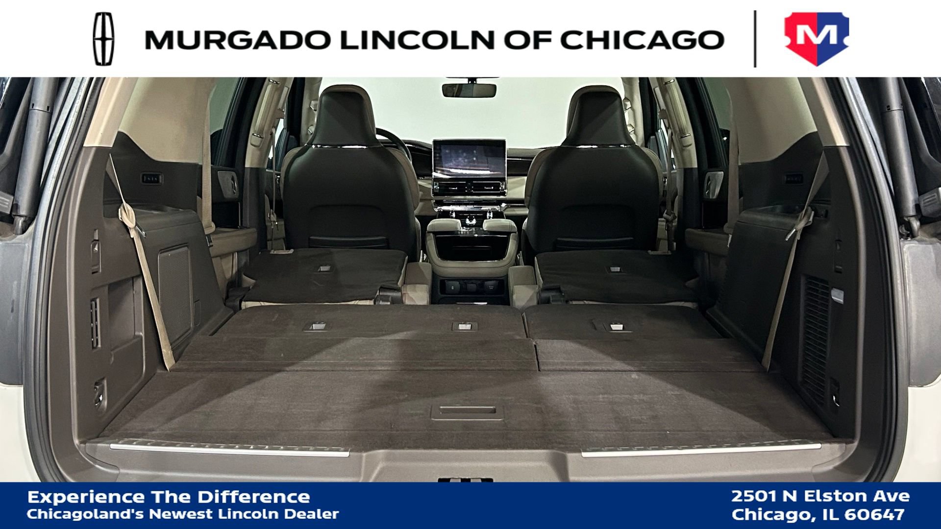Certified 2024 Lincoln Navigator Reserve AWD/4WD image 36
