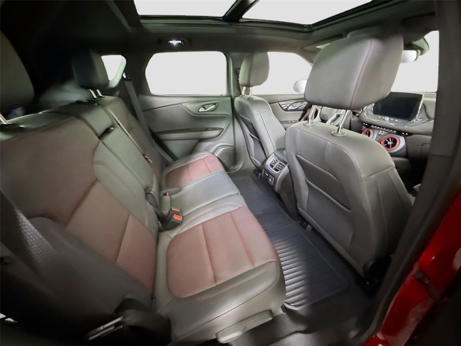 Used 2025 Chevrolet Blazer RS w/ Enhanced Convenience Package image 22