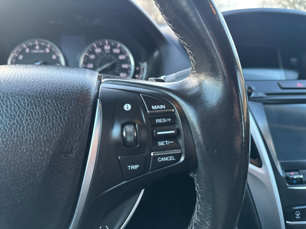 Used 2016 Acura TLX V6 w/ Technology Package image 29