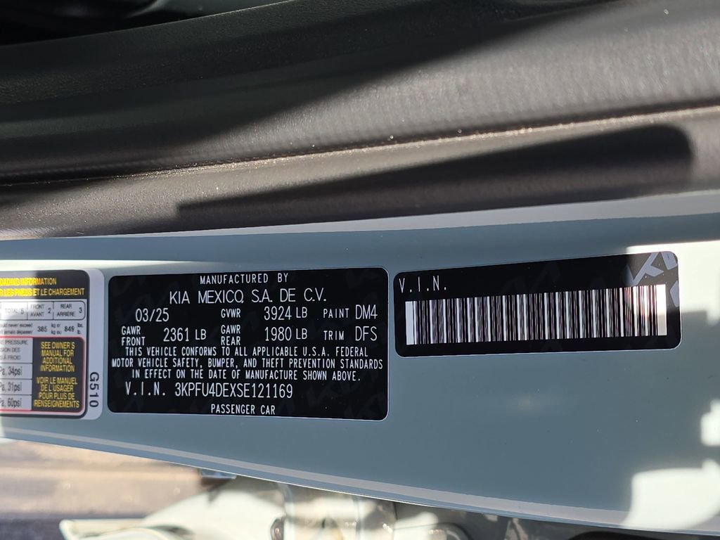 Used 2025 Kia K4 EX image 38