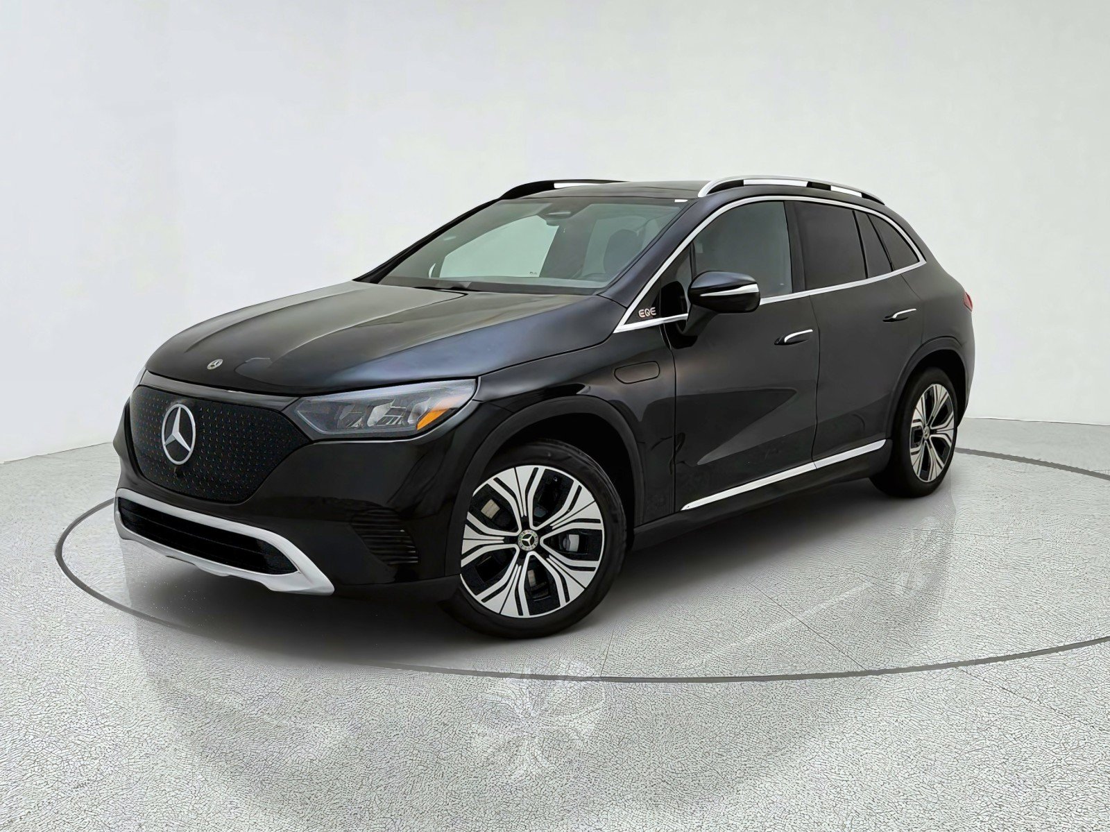 New 2026 Mercedes-Benz EQE 320 4MATIC SUV image 1