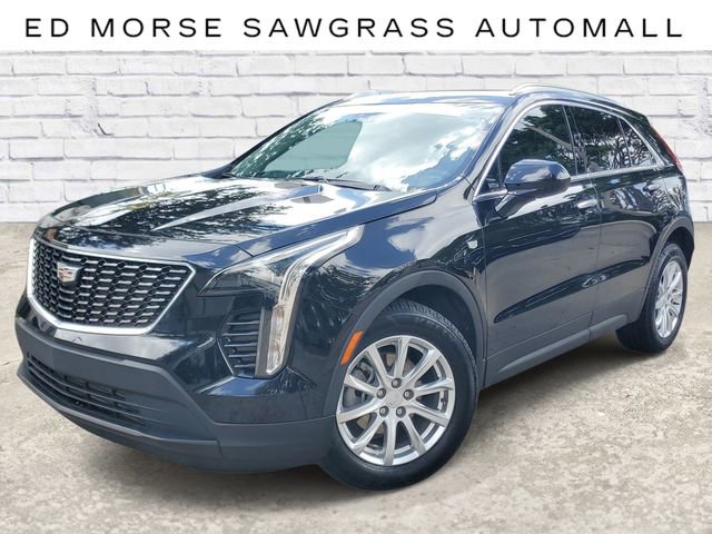 Certified 2023 Cadillac XT4 Luxury w/ Cold Weather Package image 1