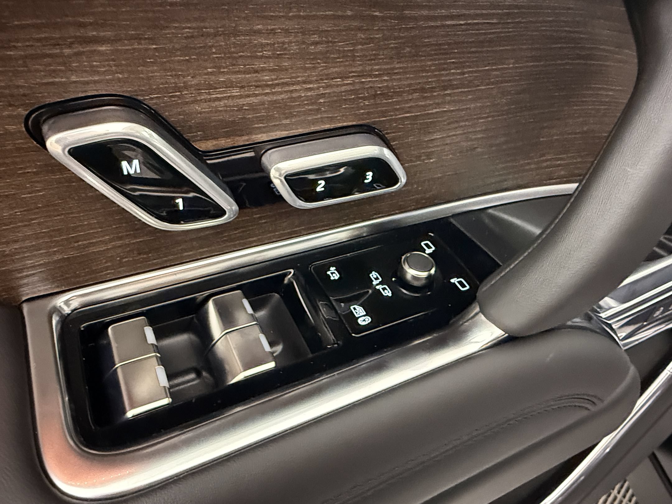 New 2027 Land Rover Range Rover SE AWD/4WD image 12