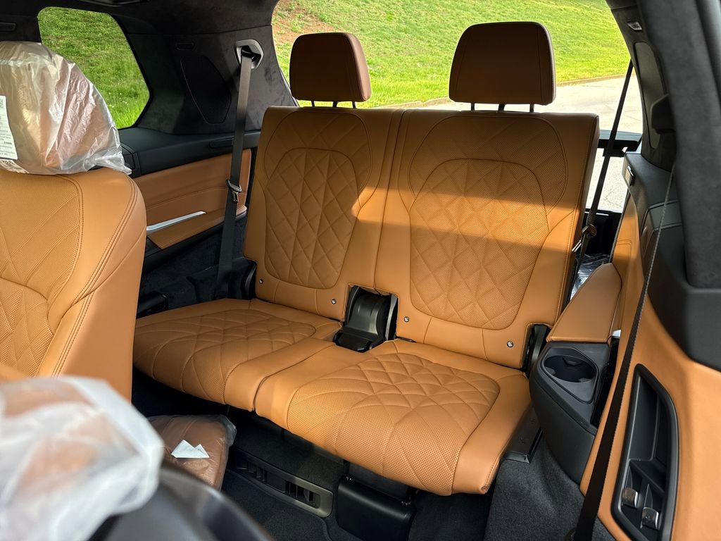 New 2026 BMW X7 xDrive40i image 24