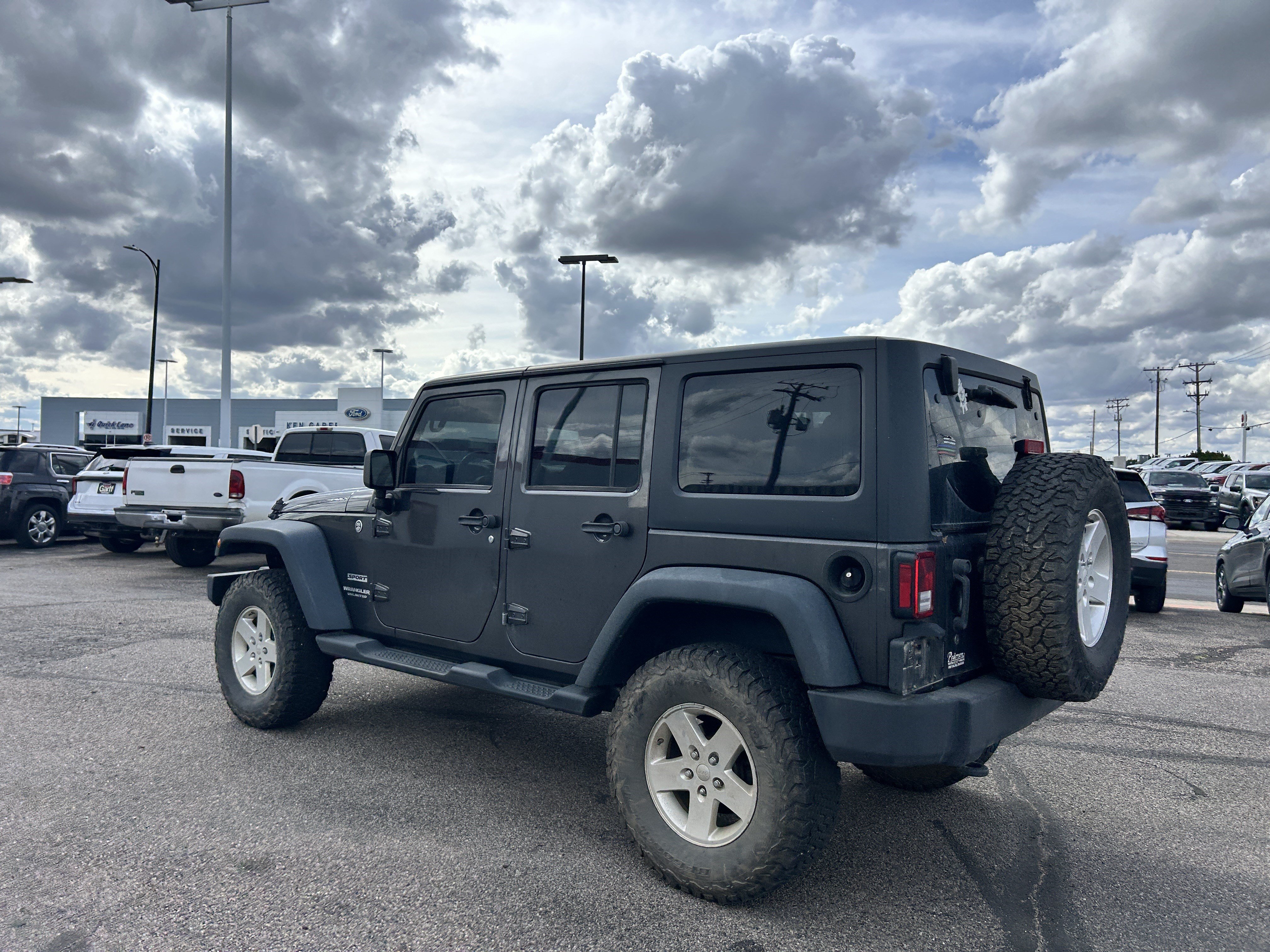 Used 2014 Jeep Wrangler Unlimited Sport w/ Quick Order Package 24S AWD/4WD image 3