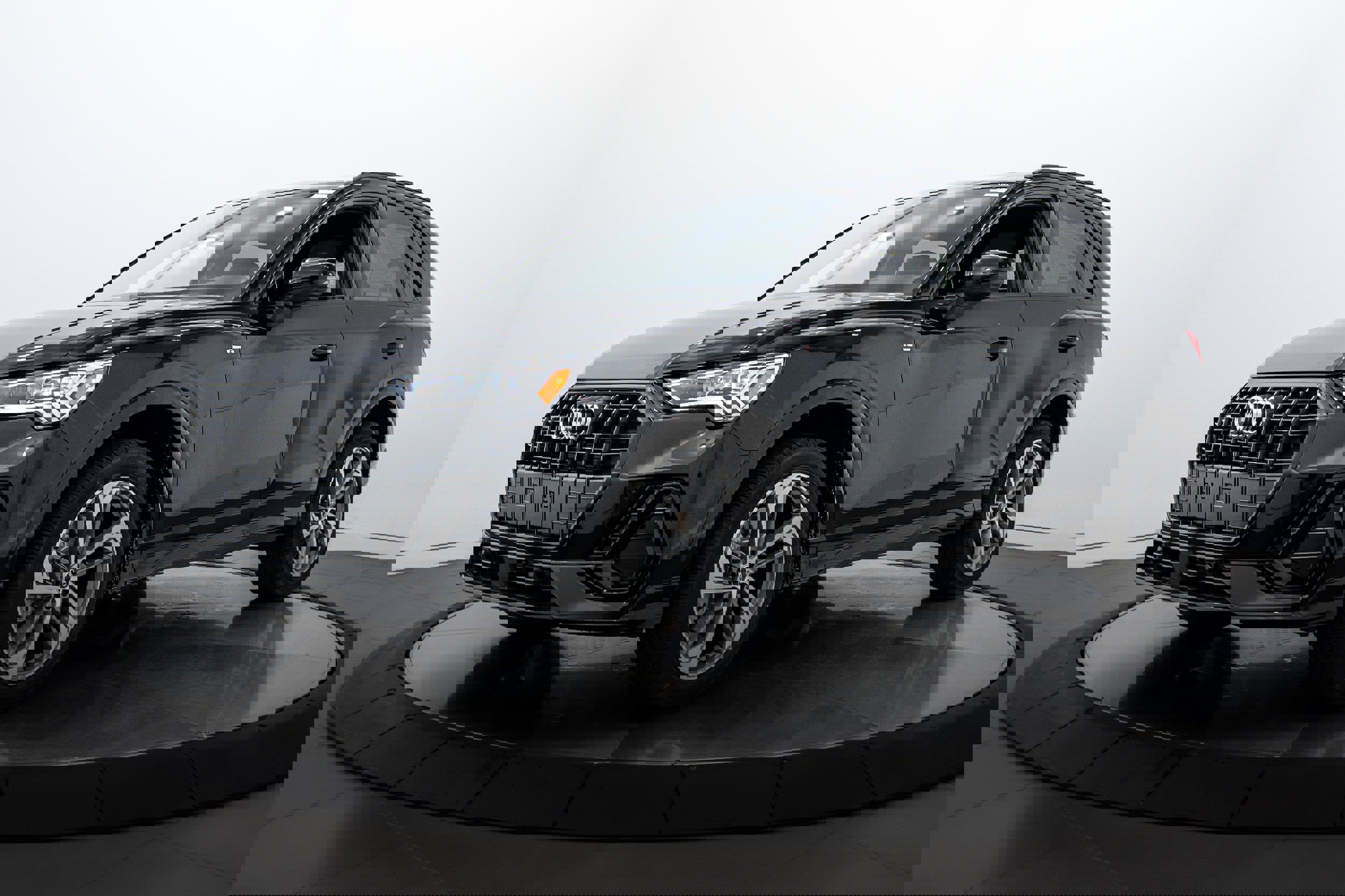 New 2025 Audi Q3 2.0T Premium image 6