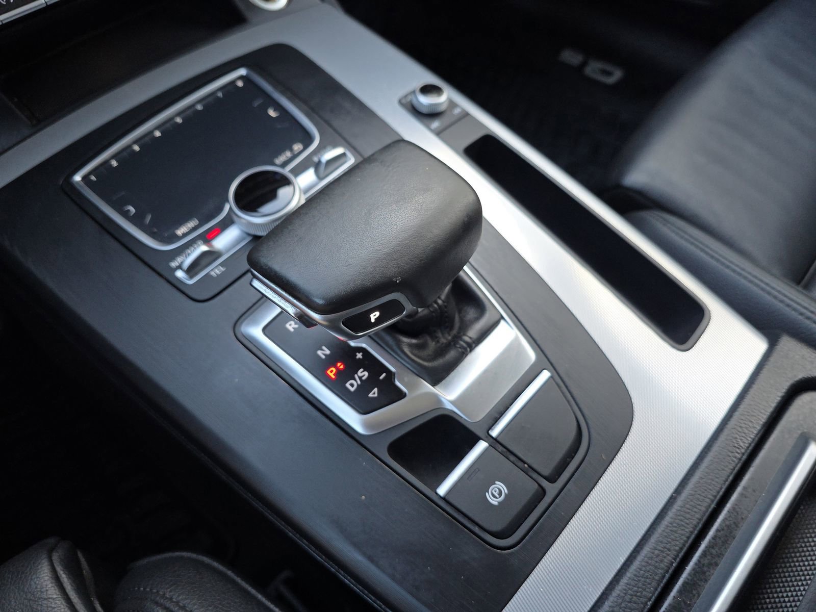 Used 2018 Audi Q5 2.0T Premium Plus w/ Premium Plus Package image 26