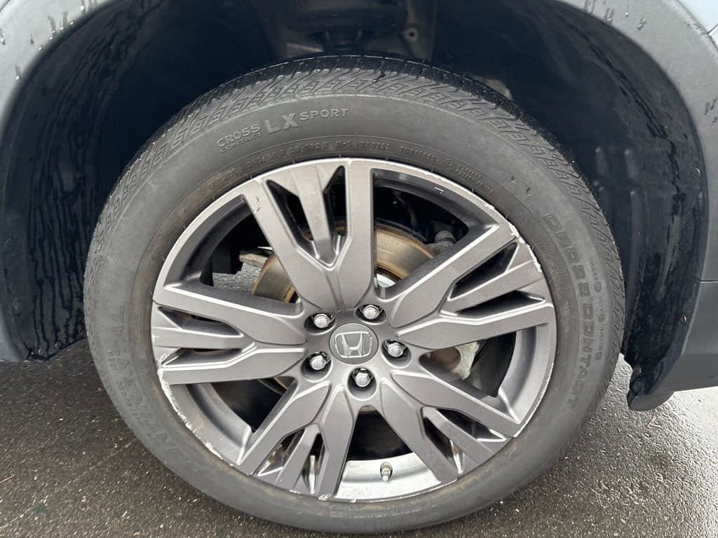 Used 2022 Honda Pilot Sport image 11