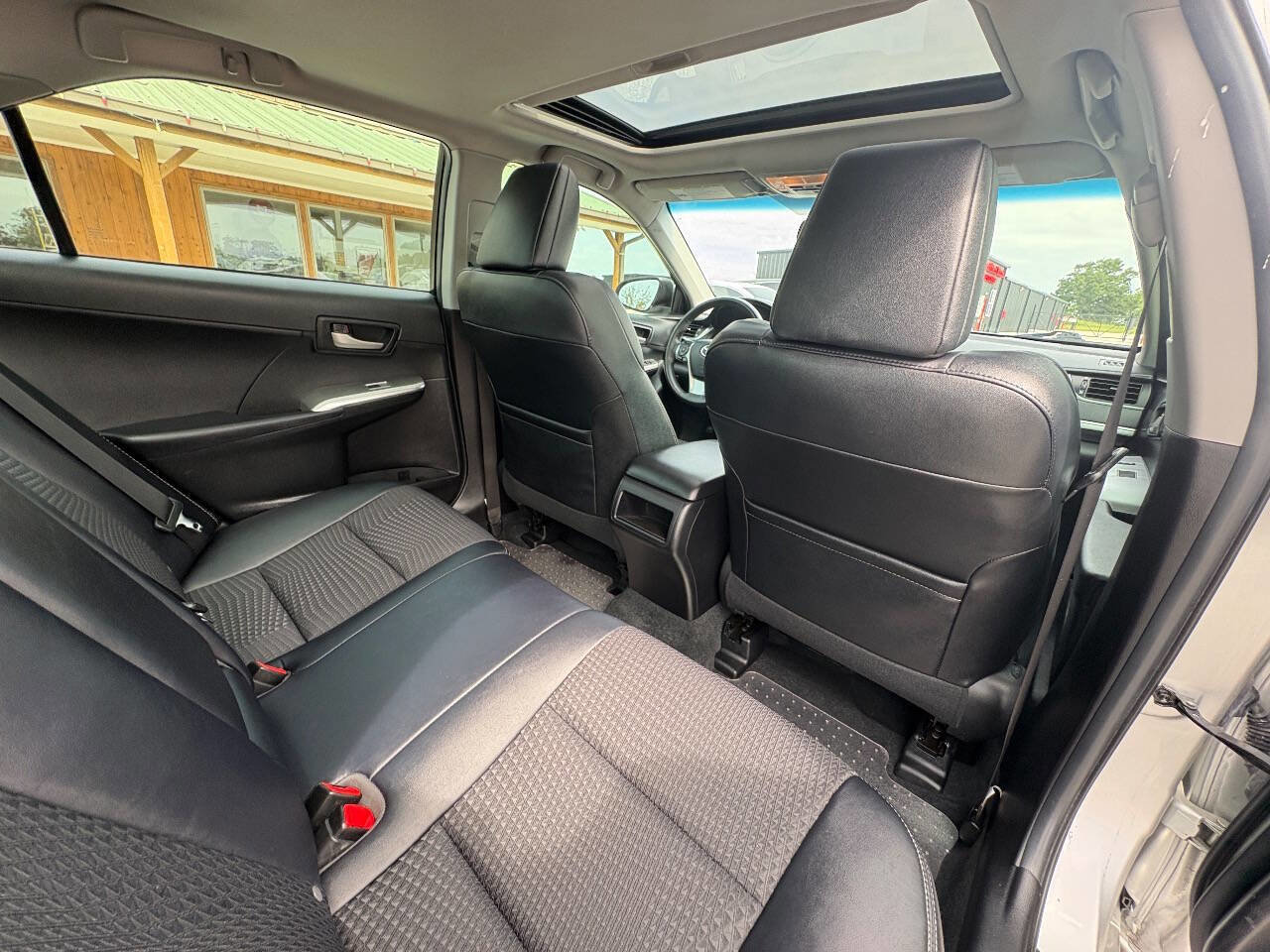 Used 2013 Toyota Camry SE w/ Convenience Pkg FWD image 36