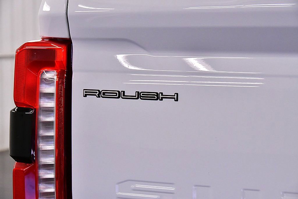 New 2026 Ford F250 Lariat w/ Black Appearance Package image 15