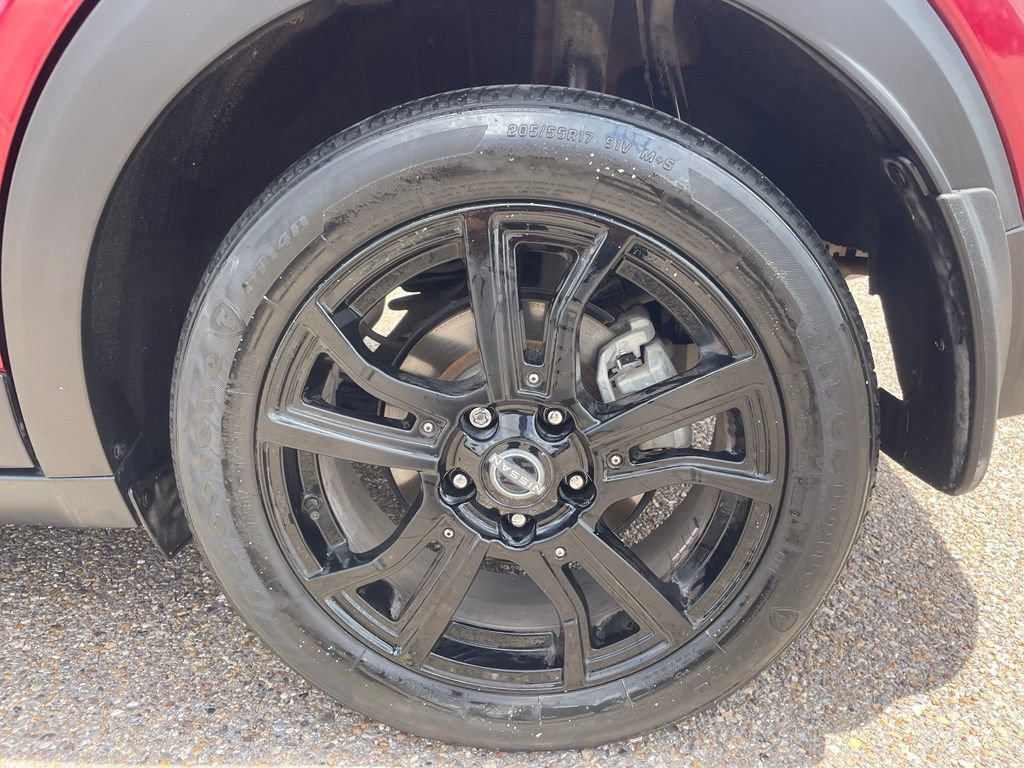 Certified 2024 Nissan Kicks SV w/ Exterior Package FWD image 17