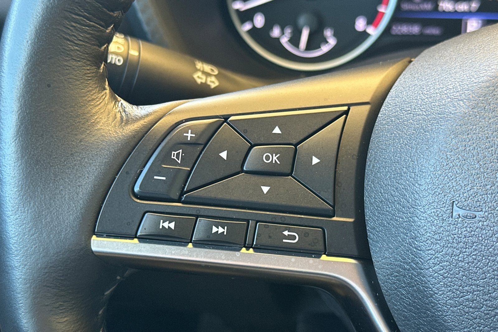 Used 2024 Nissan Sentra SV w/ All-Weather Package image 26