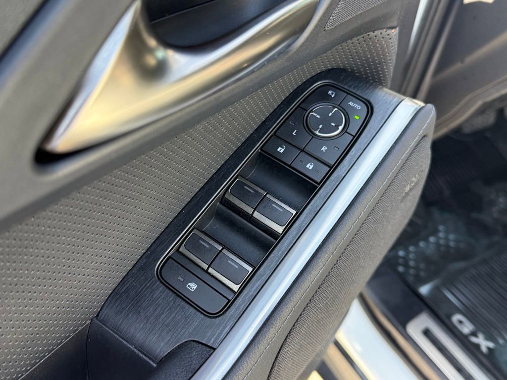 Used 2024 Lexus GX 550 w/ Accessory Package (Z1) image 12