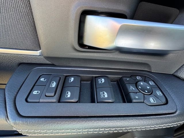 New 2026 RAM 3500 Big Horn AWD/4WD image 17