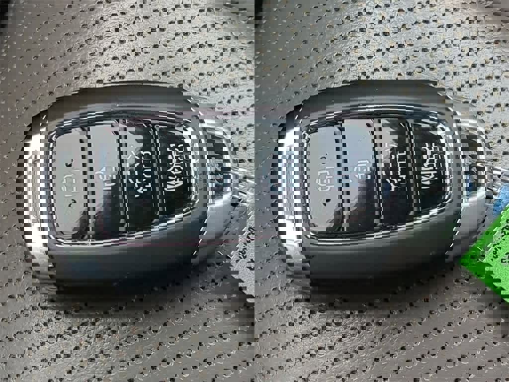 Used 2019 Hyundai Santa Fe Limited image 36