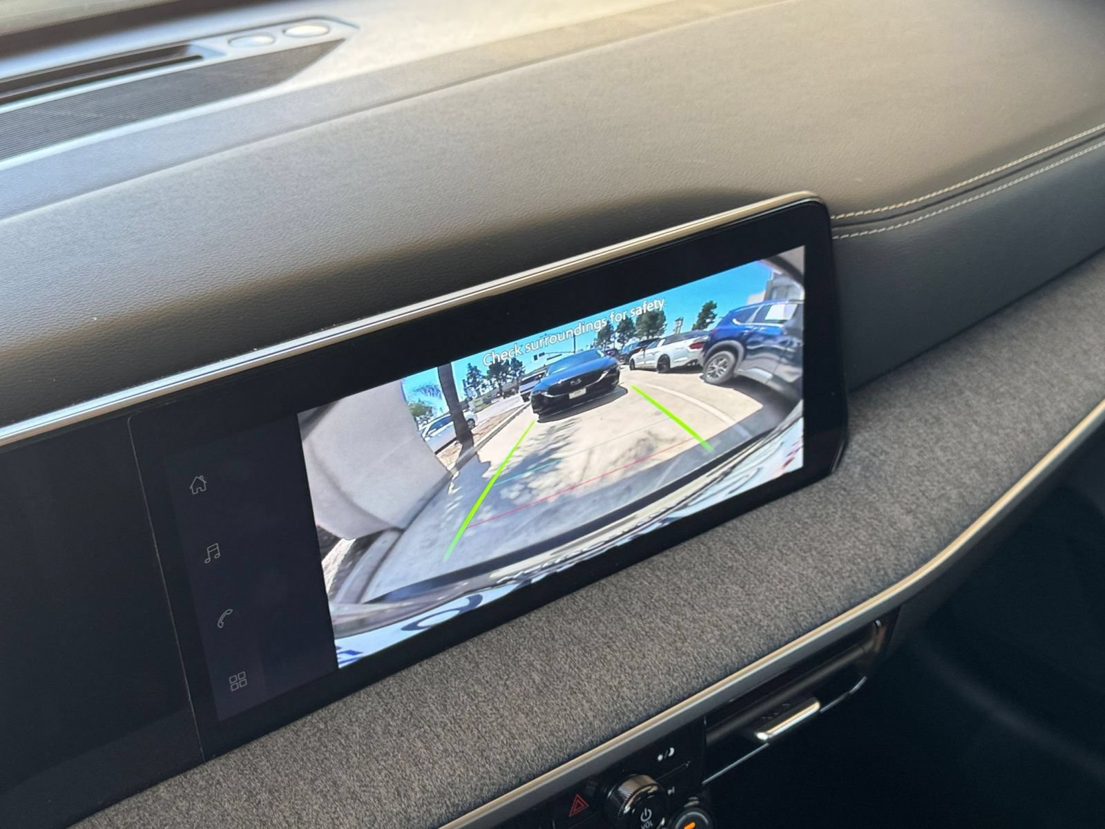 Used 2026 Nissan Kicks SV w/ Cold Weather Package FWD image 22