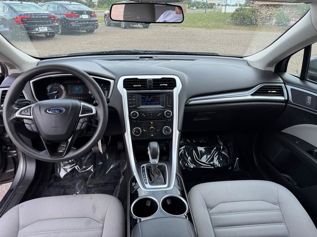 Used 2013 Ford Fusion S FWD image 28