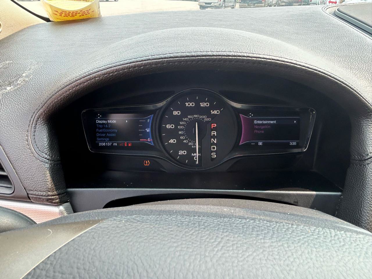 Used 2014 Lincoln MKX AWD w/ Equipment Group 101A image 21