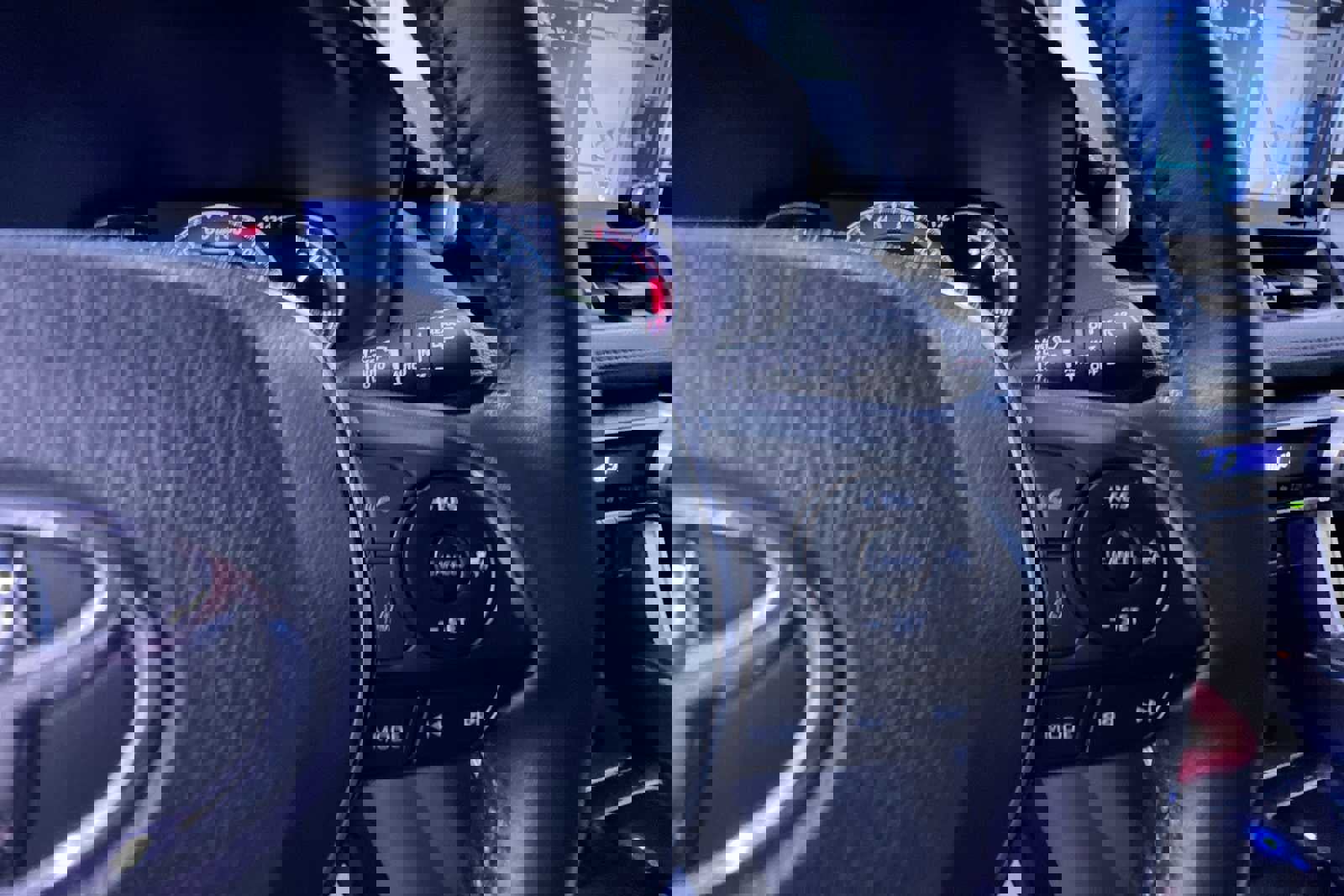 Used 2020 Toyota RAV4 TRD Off-Road image 21