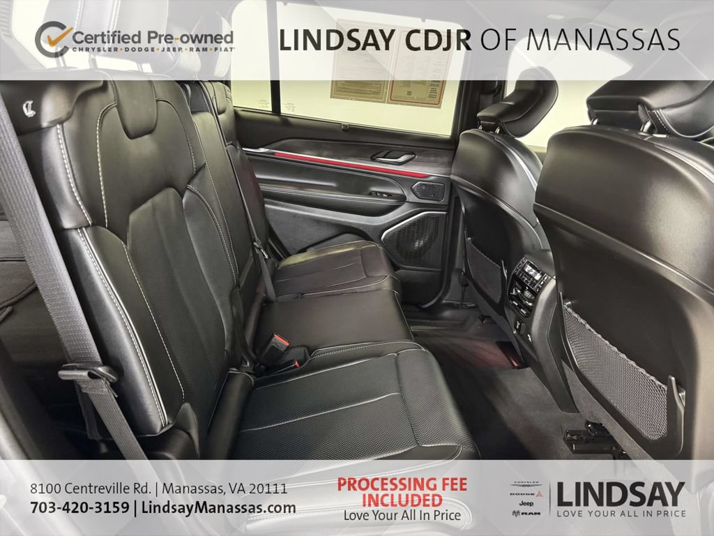 Used 2025 Jeep Grand Cherokee L Overland w/ Advanced Protech Group III AWD/4WD image 16