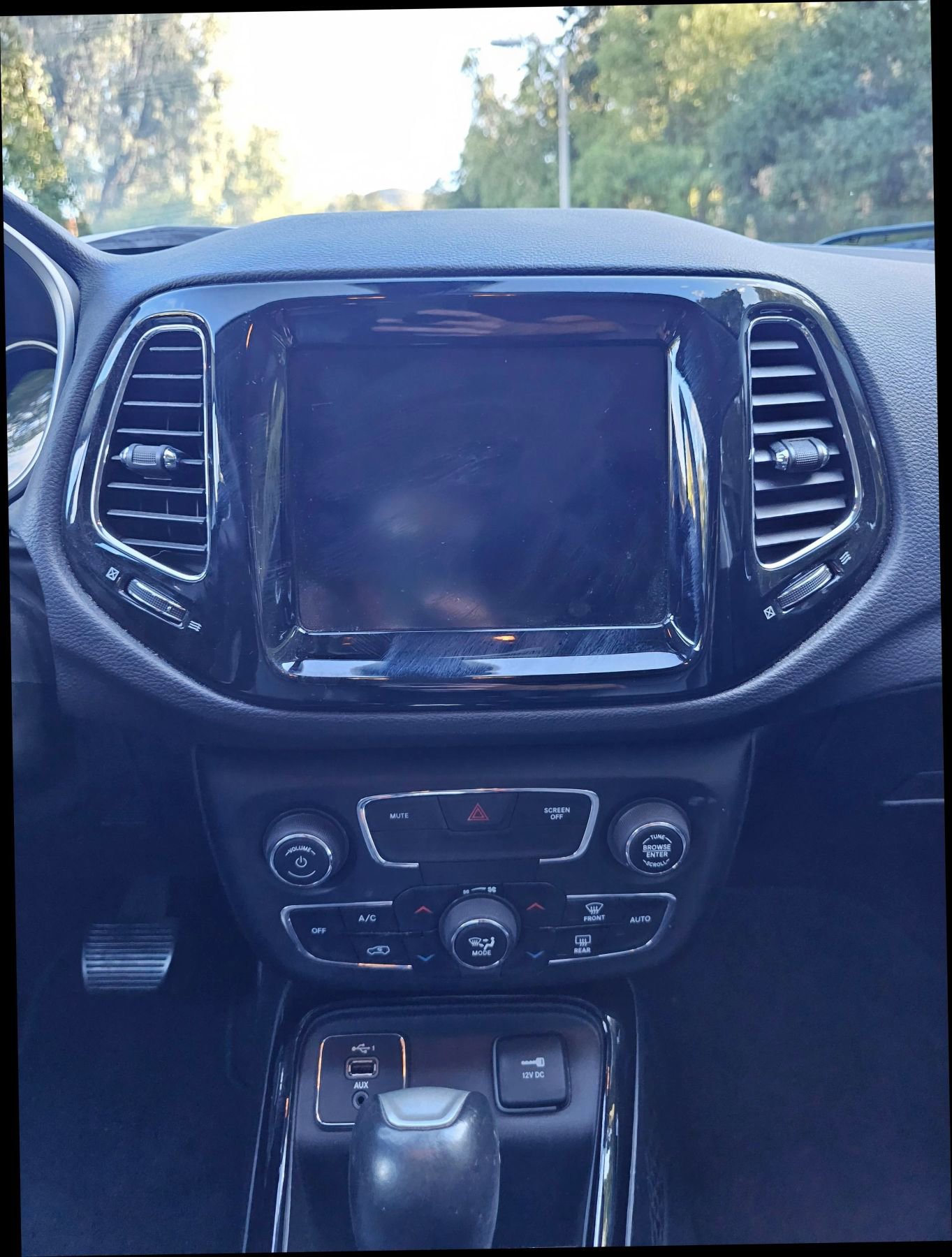 Used 2019 Jeep Compass Limited image 35