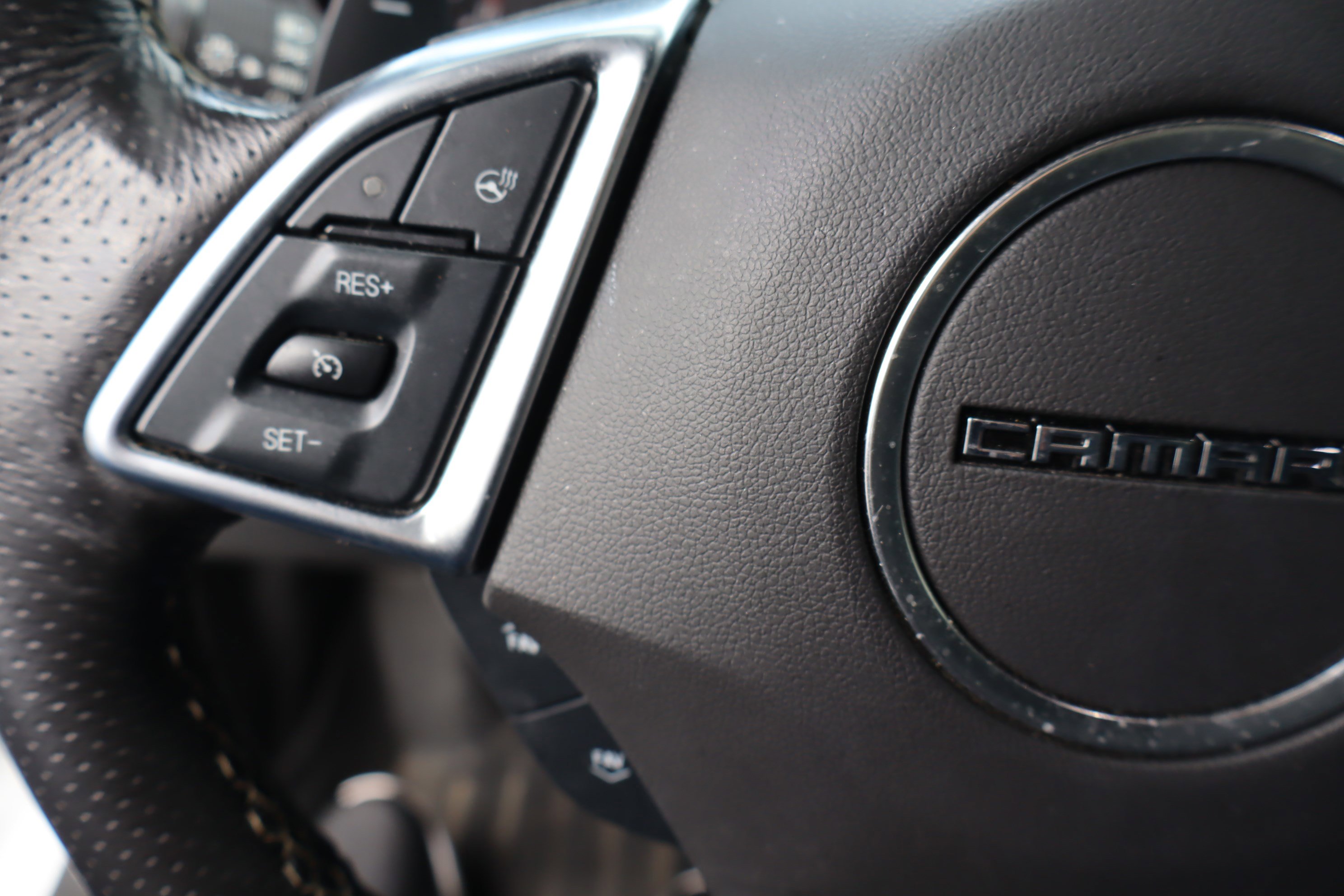 Used 2022 Chevrolet Camaro LT w/ RS Package image 18