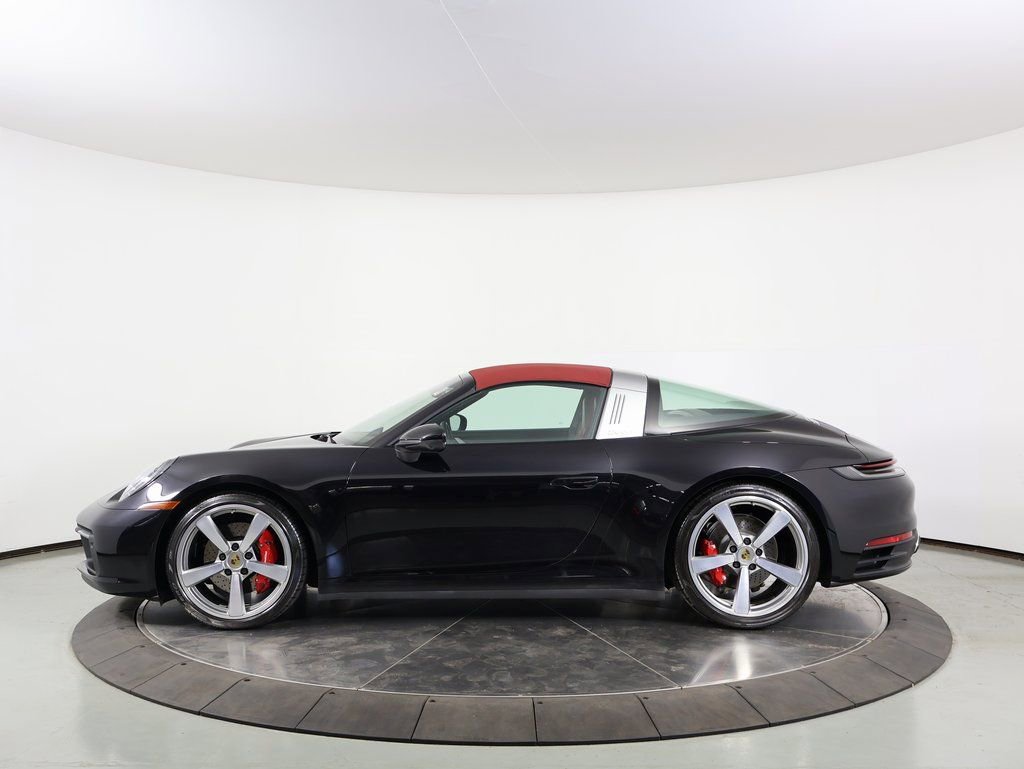 Certified 2021 Porsche 911 Targa 4S AWD/4WD image 2