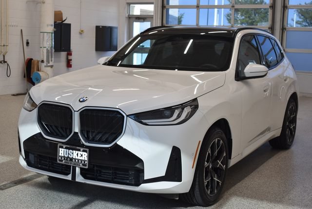 Used 2025 BMW X3 xDrive30i AWD/4WD image 9