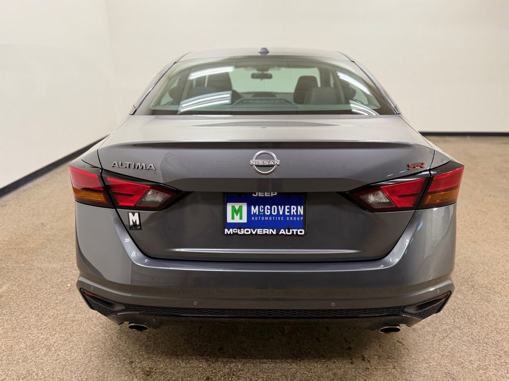 Used 2025 Nissan Altima 2.5 SR image 4