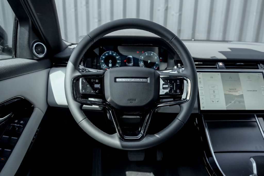 New 2026 Land Rover Range Rover Evoque S AWD/4WD image 18