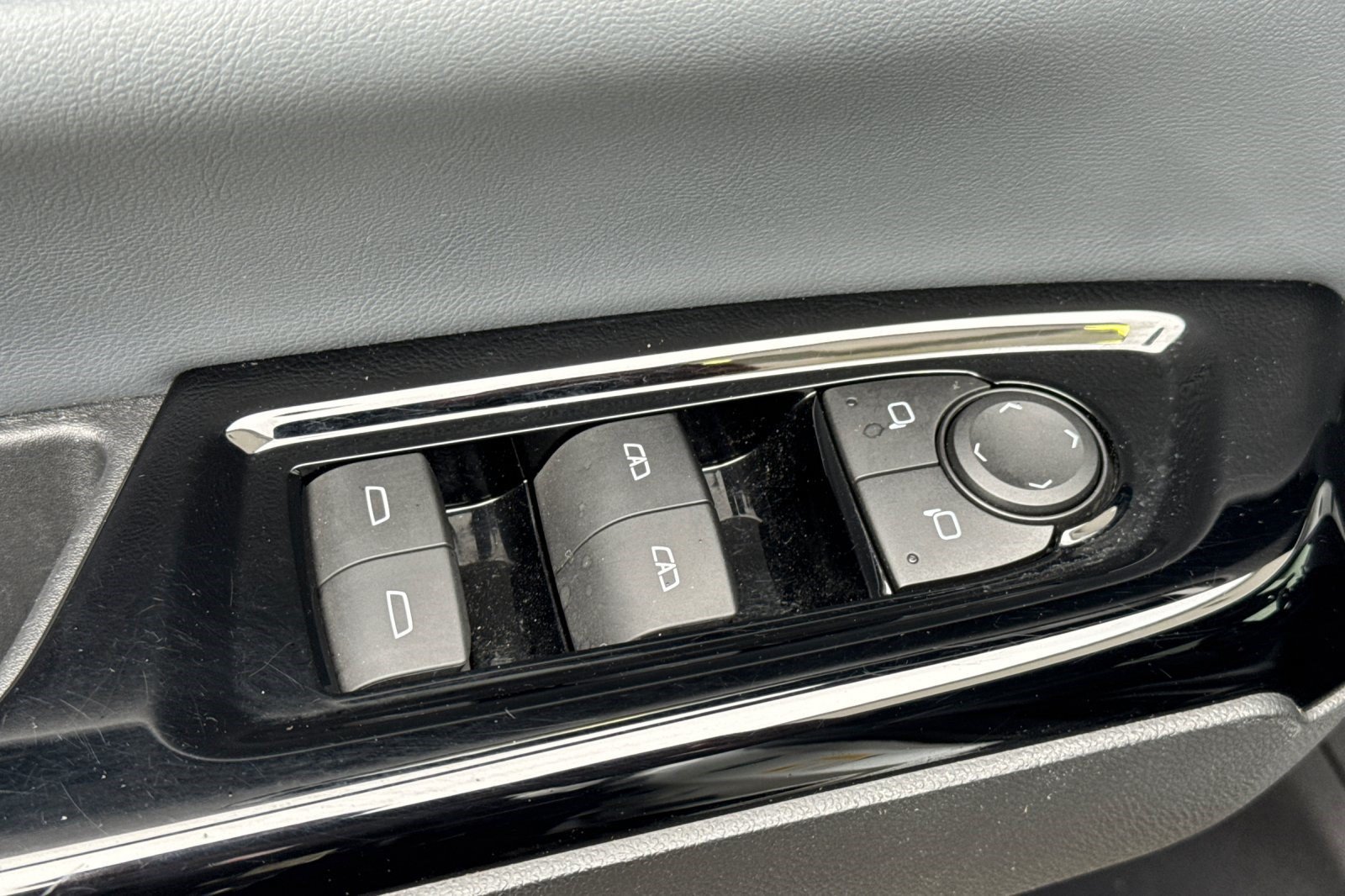 Certified 2024 Honda Prologue Touring image 13