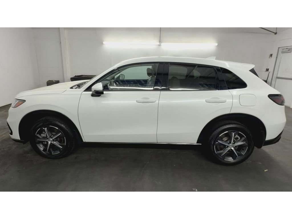 Used 2024 Honda HR-V EX-L image 5