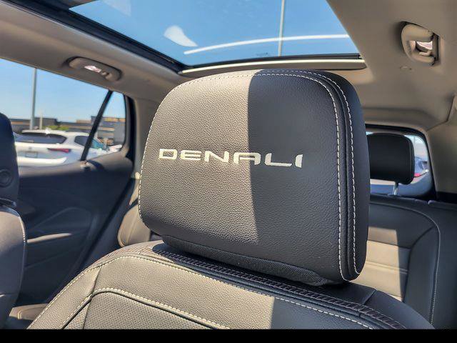 Certified 2023 GMC Terrain Denali w/ LPO, Floor Liner Package AWD/4WD image 16