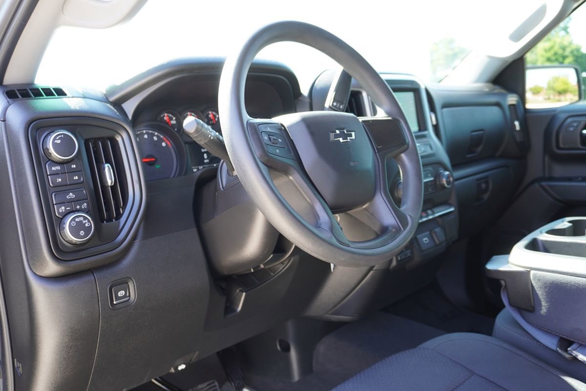 Used 2019 Chevrolet Silverado 1500 Custom Trail Boss w/ Custom Convenience Package AWD/4WD image 30