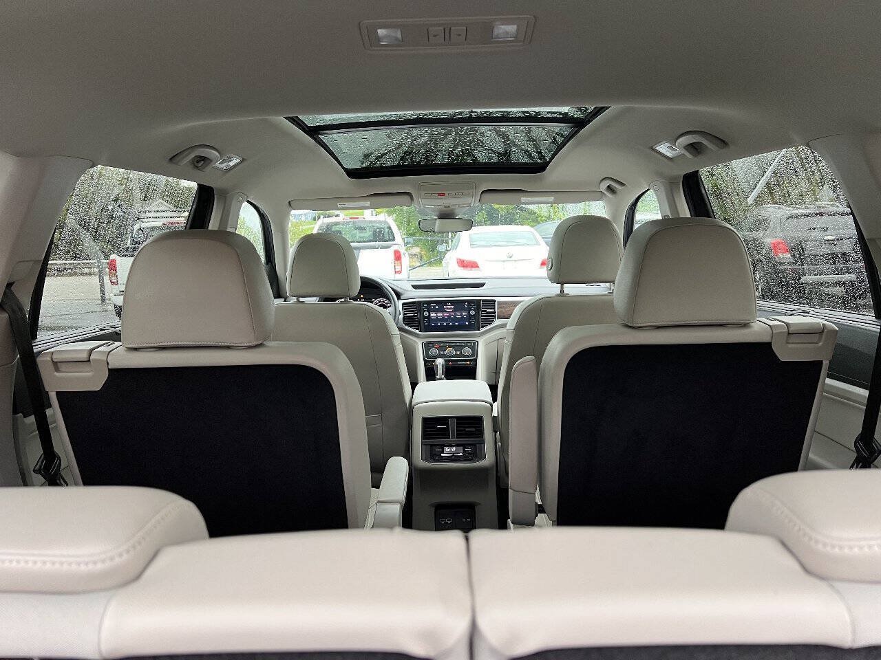 Used 2019 Volkswagen Atlas SEL Premium AWD/4WD image 34
