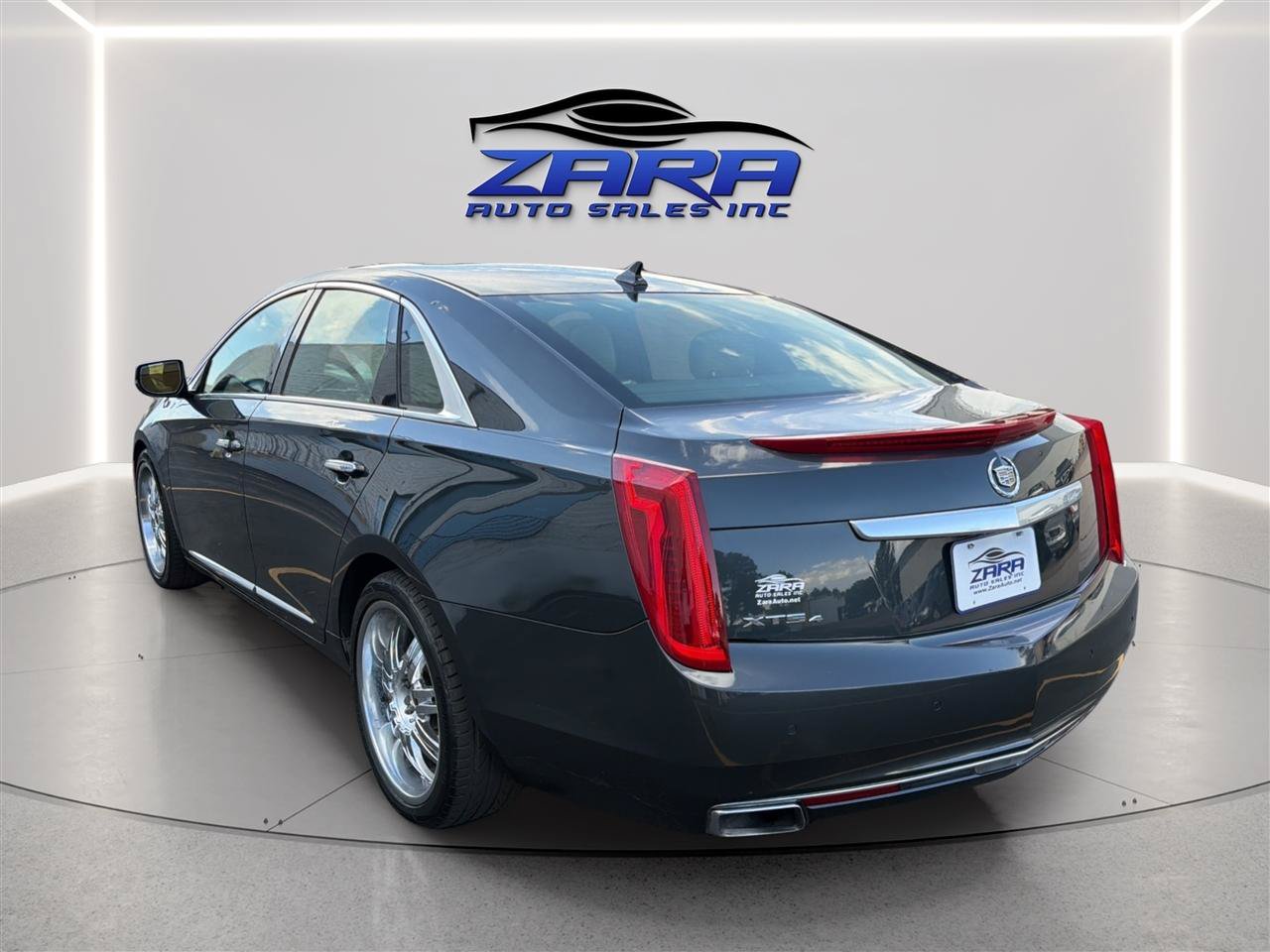 Used 2013 Cadillac XTS Premium w/ Driver Assist Package AWD/4WD image 5