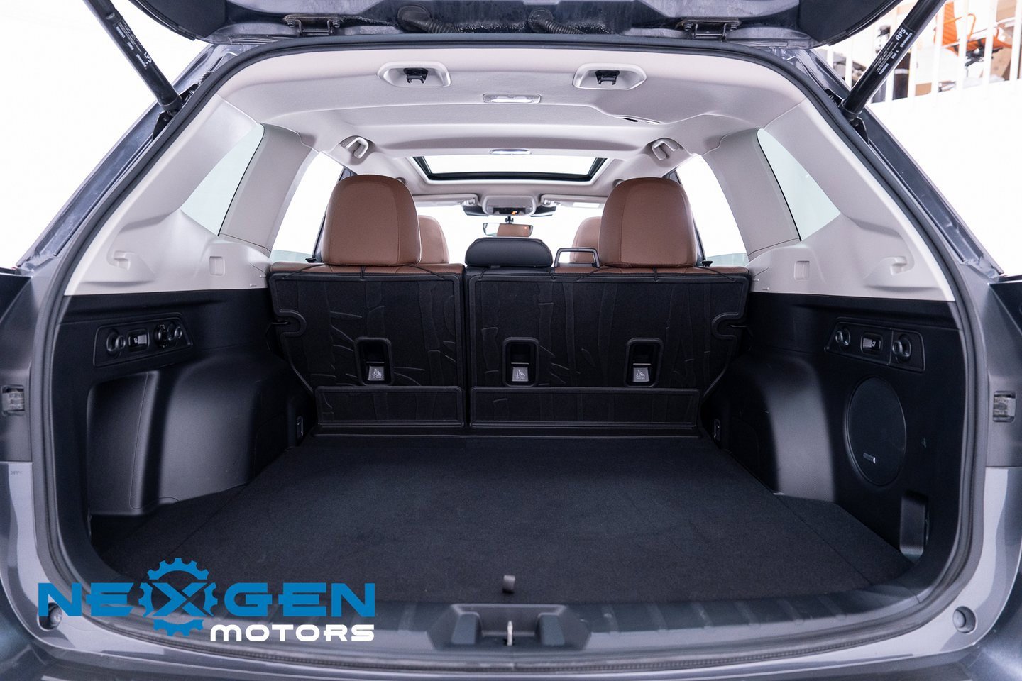 Used 2023 Subaru Forester Touring image 42