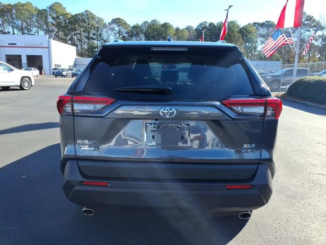 Used 2025 Toyota RAV4 XLE image 2