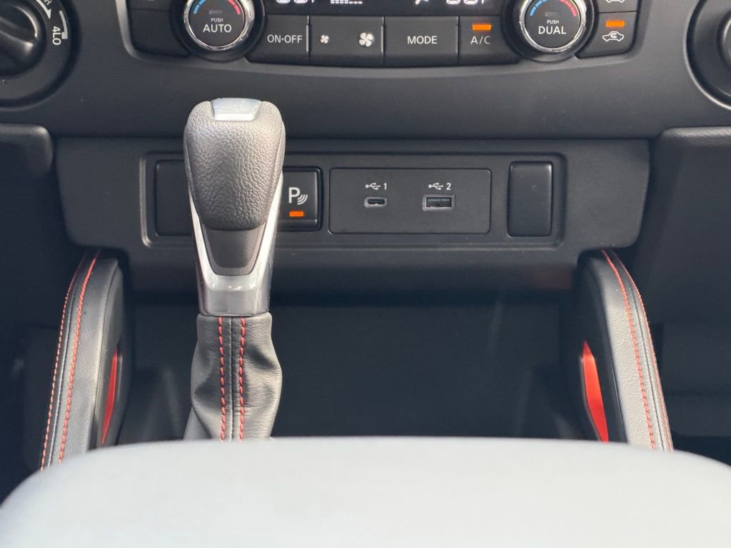 Used 2025 Nissan Frontier PRO-4X AWD/4WD image 32