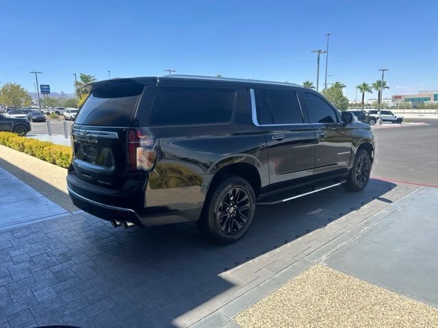 Used 2023 Chevrolet Suburban Premier AWD/4WD image 5