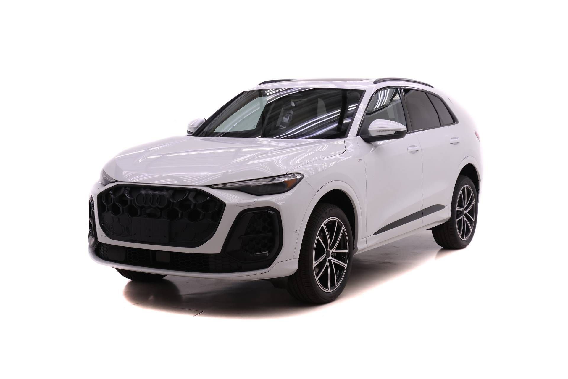New 2026 Audi Q5 Premium Plus AWD/4WD image 1