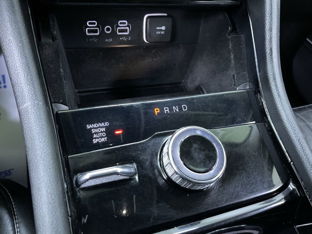 Used 2022 Jeep Grand Cherokee Limited AWD/4WD image 24