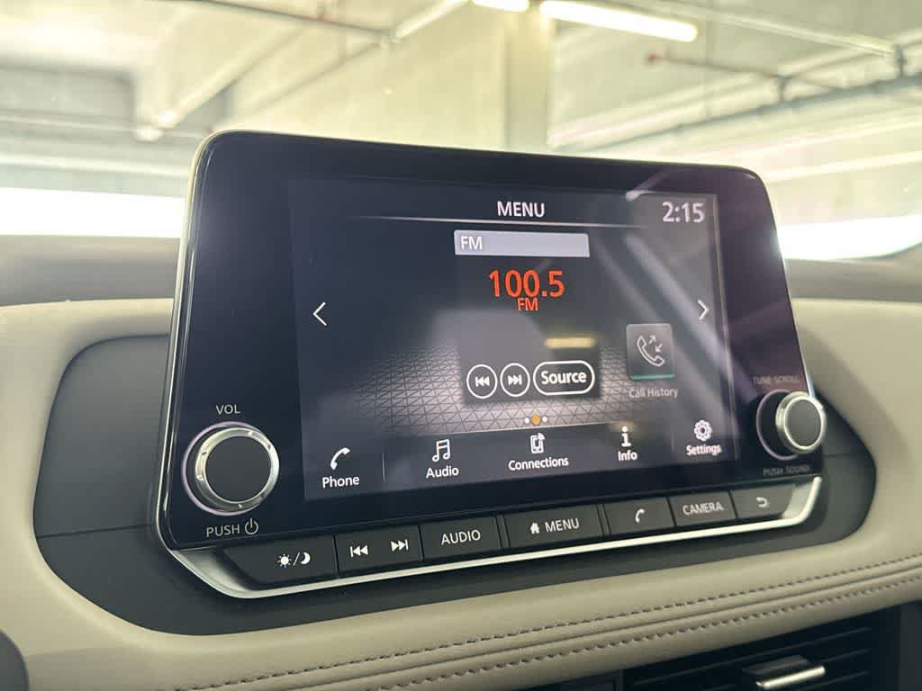 Used 2024 Nissan Rogue SV FWD image 17