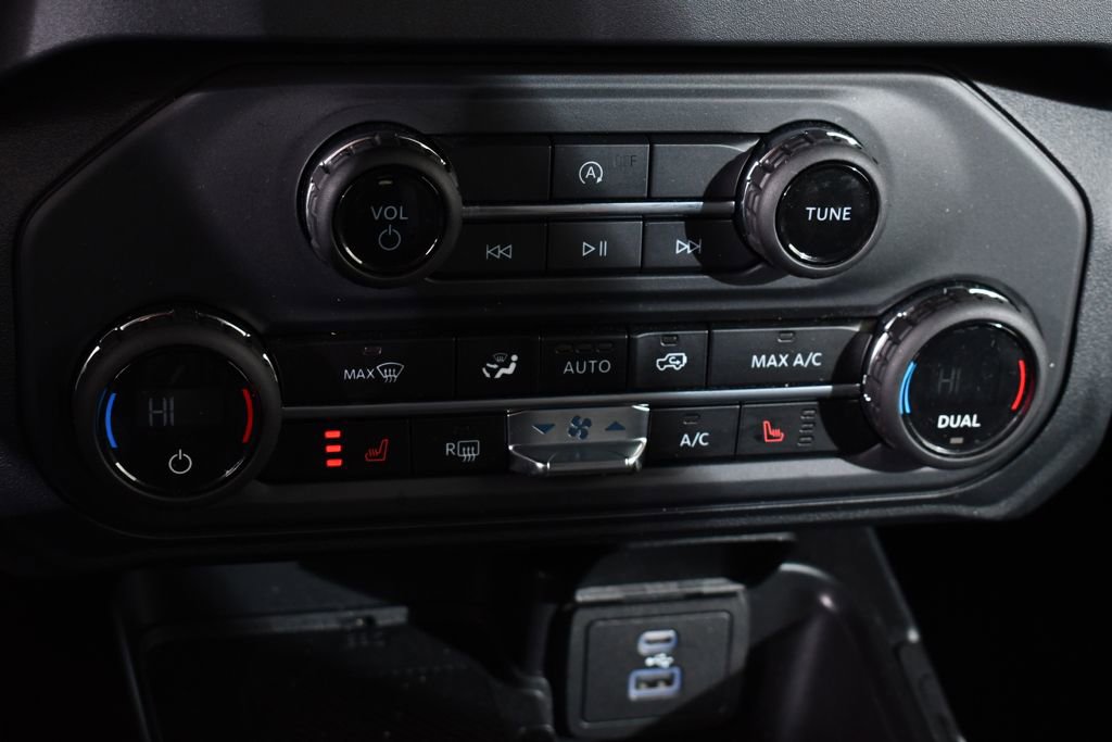 Used 2025 Ford Bronco Big Bend image 29