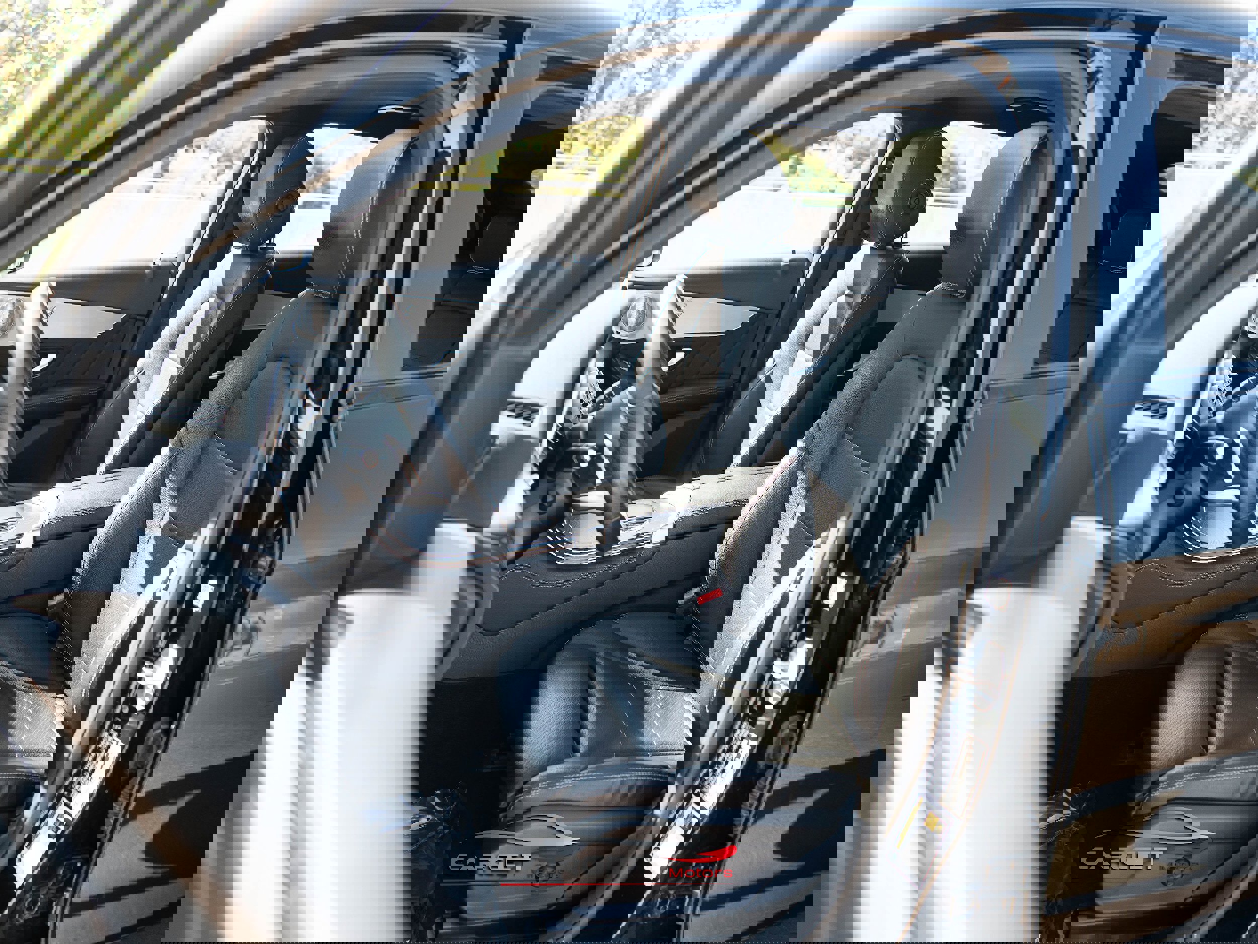 Used 2020 Mercedes-Benz GLC 300 4MATIC Coupe image 16