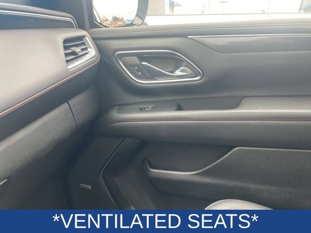 Used 2023 Chevrolet Suburban RST w/ Luxury Package image 13