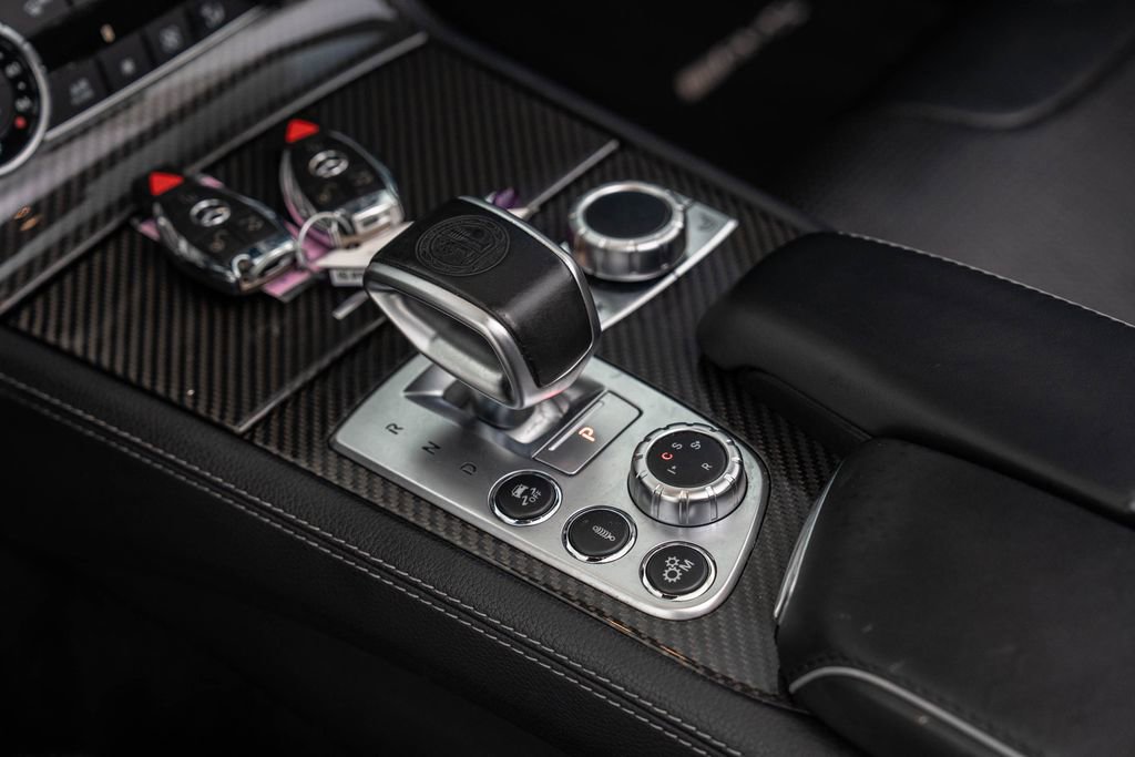 Used 2017 Mercedes-Benz SL 63 AMG image 36