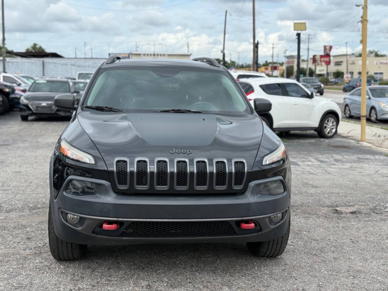 Used 2016 Jeep Cherokee Trailhawk w/ Comfort/Convenience Group