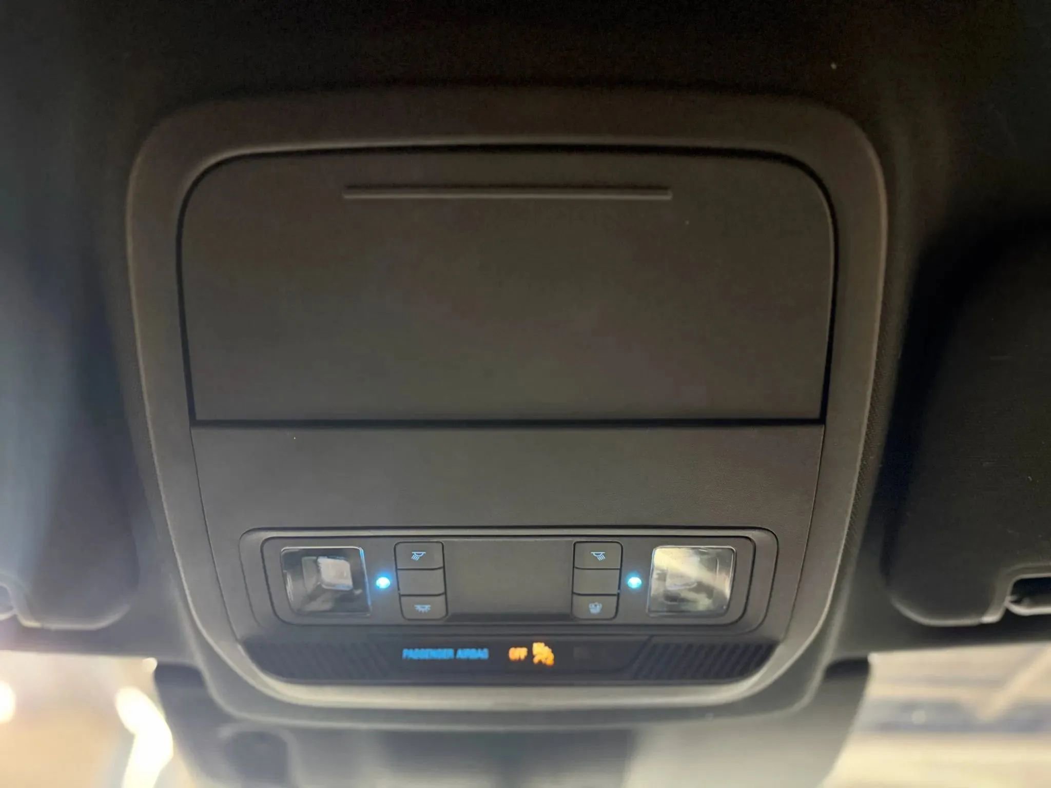 Used 2020 Ford Explorer XLT w/ Comfort Package image 23